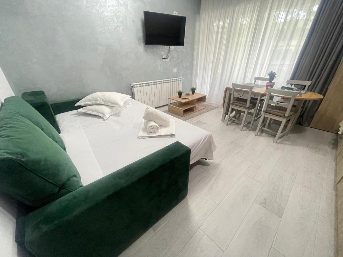 Velier Mamaia
