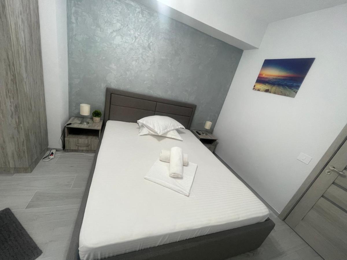 Velier Apartment *